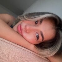 Eli818's Avatar Pic