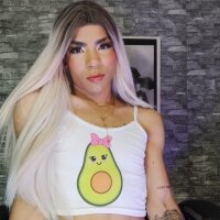 Model IvonneStone69_