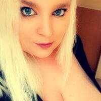 Curvy_LucyLive Webcam