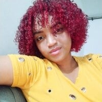 michelly_ebony_'s Offline Chat Room