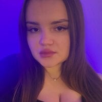 vicki_hall from Stripchat