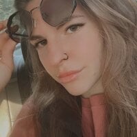 DanielaReign webcam model