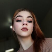CindyWolfe Adlı Modelin Çevrimdışı Sohbet Odası