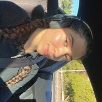 texasisback99's Offline Chat Room