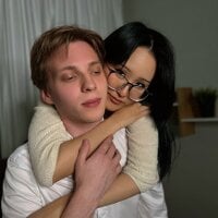 DreamsParty webcam model