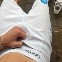 Lovely_Victor webcam