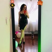 Scarletleon77 webcam model