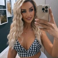 QueenzooraLive Webcam