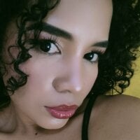 Gigi_Cherry webcam model