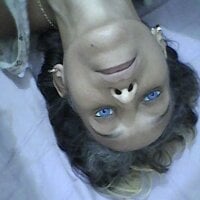 AlexandraRoberts webcam