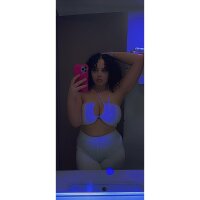 lisababy24's Offline Chat Room