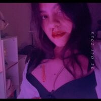 DirtyDi97 webcam model