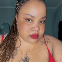 MissLola27 webcam