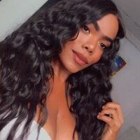 nahomi_lil