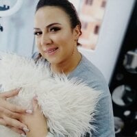 leah_cams' Offline Chat Room