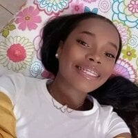 Mia_sherly