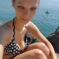 EllyFox's Offline Chat Room