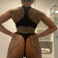 Musclegirl169's Webcam Show