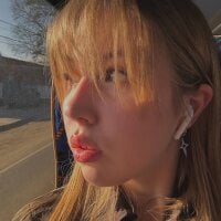 HildBroadhurst webcam model