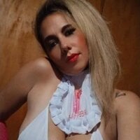bellarubia model avatar
