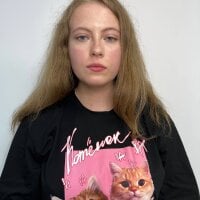 DaisyLogaan's Offline Chat Room