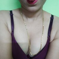 LovingTarni fully nude on webcam for live porn video chat