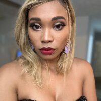 mochacocaine's Offline Chat Room