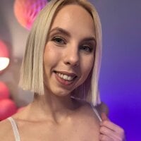 MelissaKain's Offline Chat Room