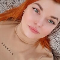 AliceFourelm webcam model