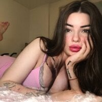 Tina_Riley