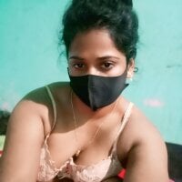 Queen_Boudi webcam model