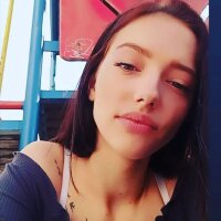 Rena_Bettina's Offline Chat Room