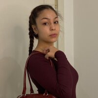 BernadettePater's Offline Chat Room