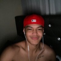 asianhugescott