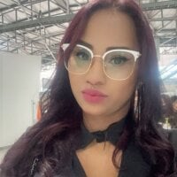 candycanela609's Offline Chat Room