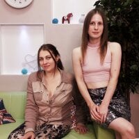 Ellen_and_sindy Ruang Obrolan Offline