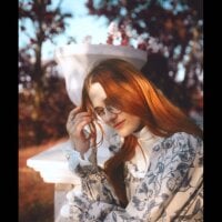 ClareLopez офлайн чат стая