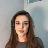 JulieRowe Adlı Modelin Çevrimdışı Sohbet Odası