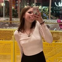 ElvinaMoon webcam model