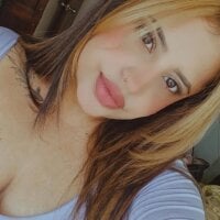 VAANESA_GOMES1 webcam model
