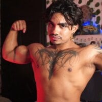 Young_laroi webcam model