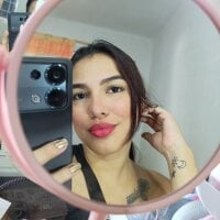 Zoe_Medina's Profile Pic