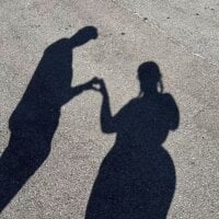 Damian_priscila's Offline Chat Room