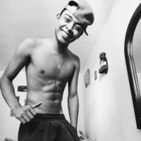 Geronimo_latin_boy's Offline Chat Room