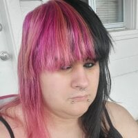 xXEmberXx's Offline Chat Room