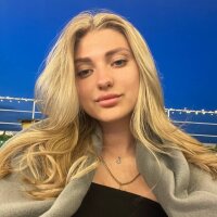 LiseBerntsen fully nude on webcam for live porn video chat