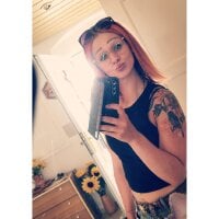 Redhairbiitch webcam