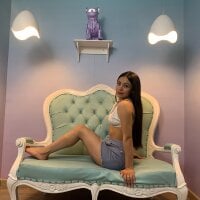 Ali15_'s Offline Chat Room