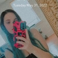 missredsummers Chat Room offline