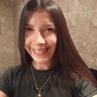 ChichiiH webcam model